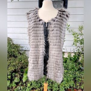 *** IMAN plus Size Faux Fur Vest 2X (CC)